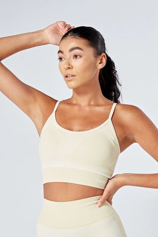 Active Dynamic Ac4014 Non-wired Soft Cup Sports Bra White (whe) Cs